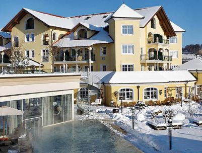 Außenbereich des 5 Sterne Wellnesshotels Jagdhof